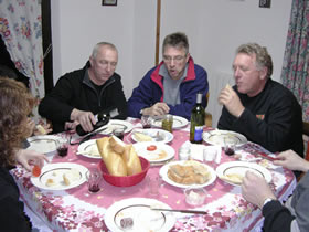 Abensessen im Agristourismo in Laconi
